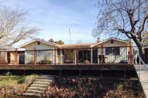 Clearlake Charmer